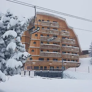 hotel-mil8.hotels-rhonealpes.com/