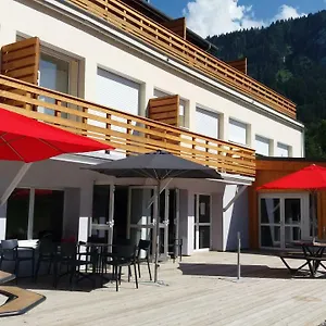 domaine-de-maravant.hotels-rhonealpes.com/